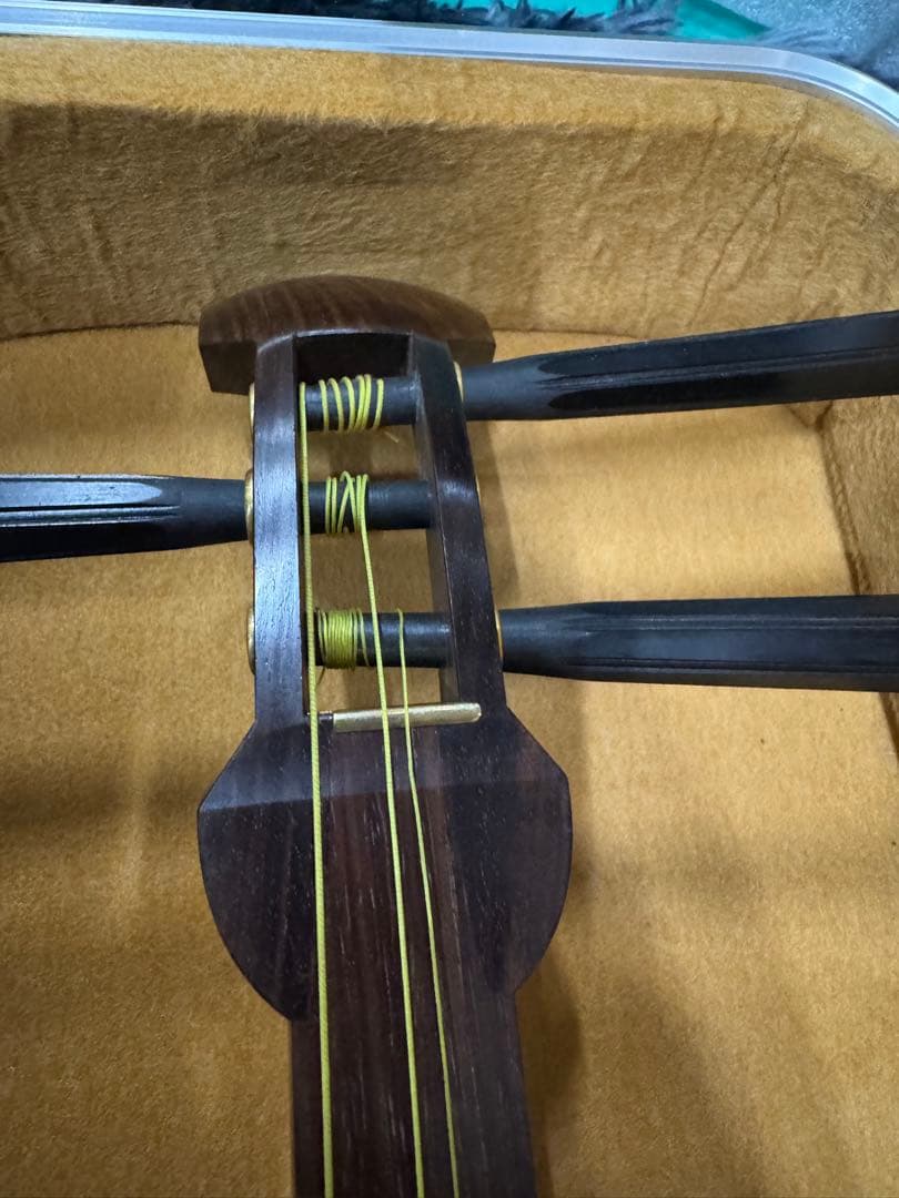 三味線　中棹　ハードケース　花梨