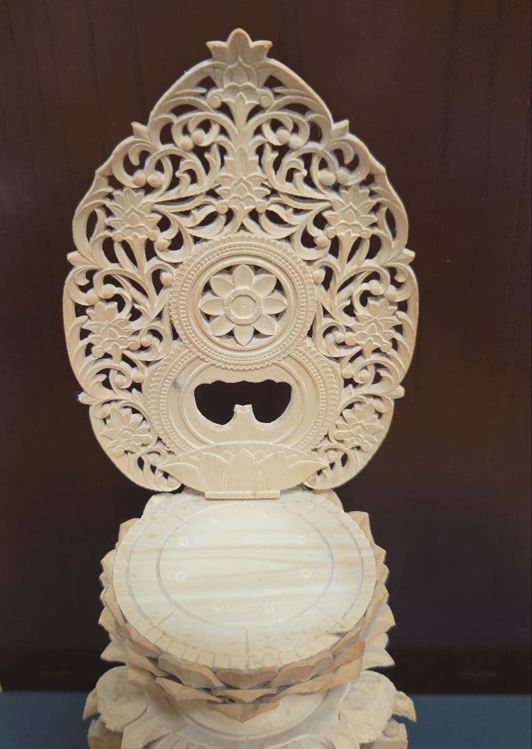 仏像　釈迦如来座像　木彫　柘植　2.5寸