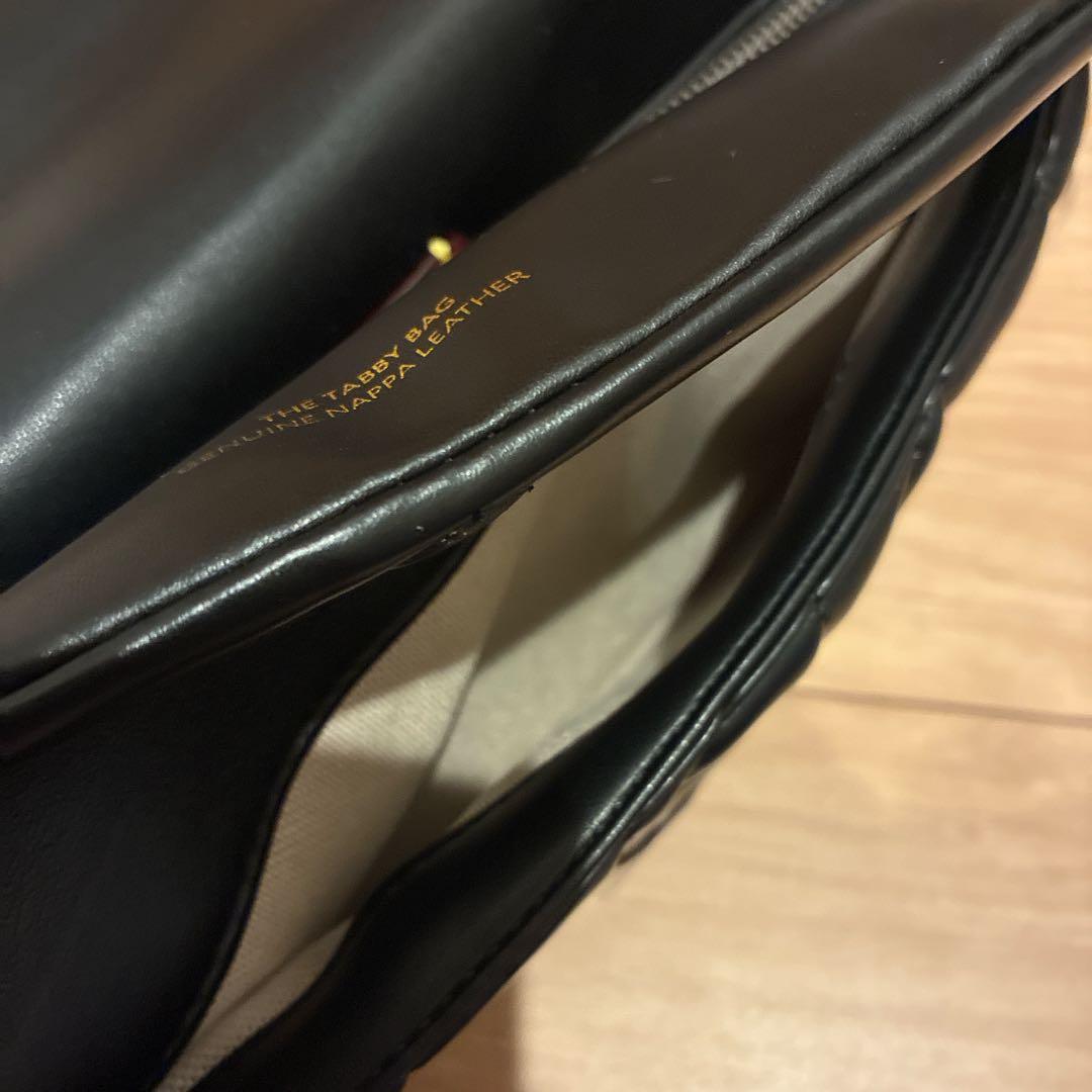 タビー ショルダー バッグ 26・キルティング 5.0 ブラック　CP150