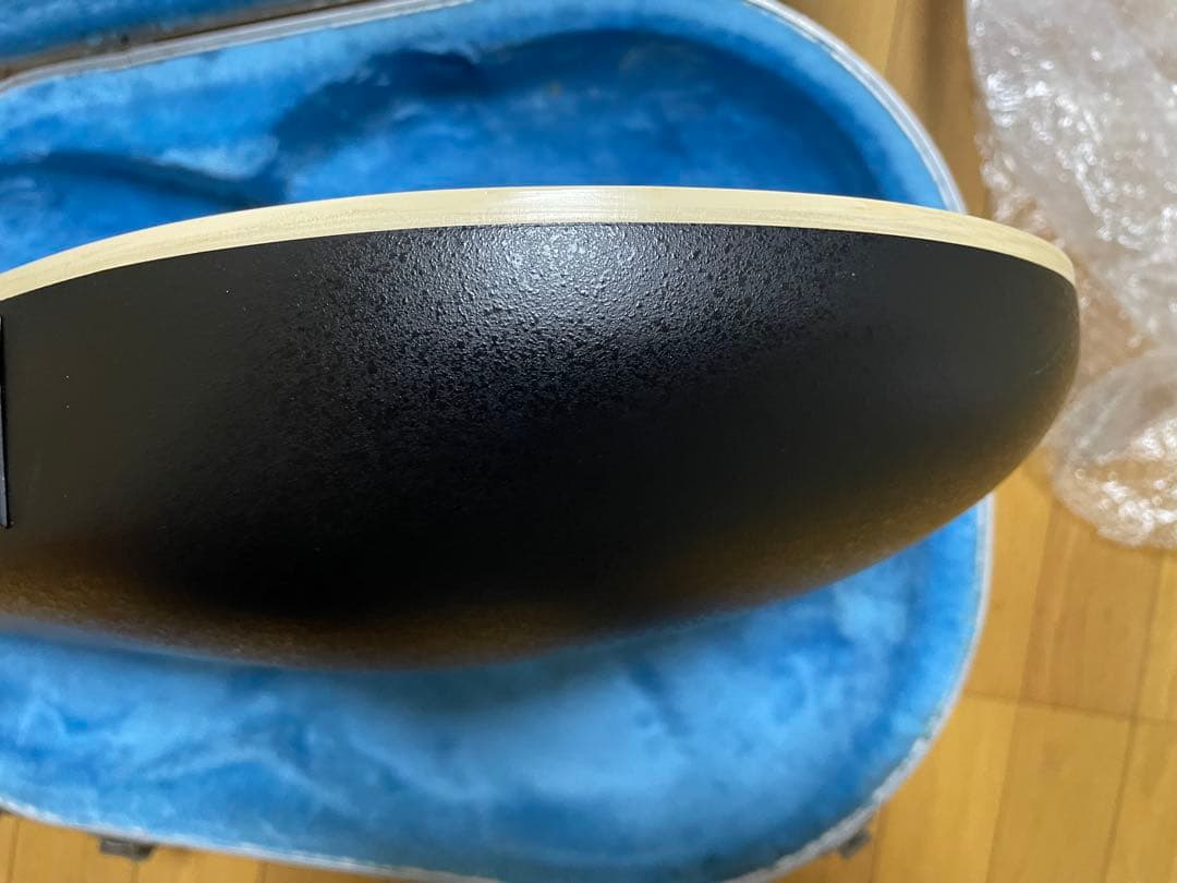 ovation12弦アコースティックギター ブラック。美品、ハードケース付き。