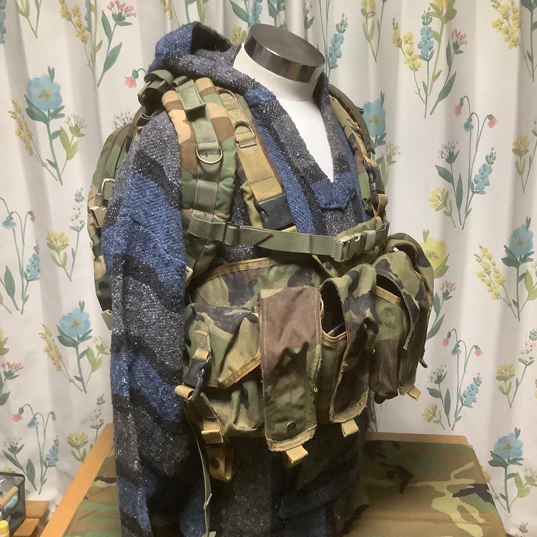 ブラックホーク製チェストリグ&eagle AⅢ迷彩バックパックセット