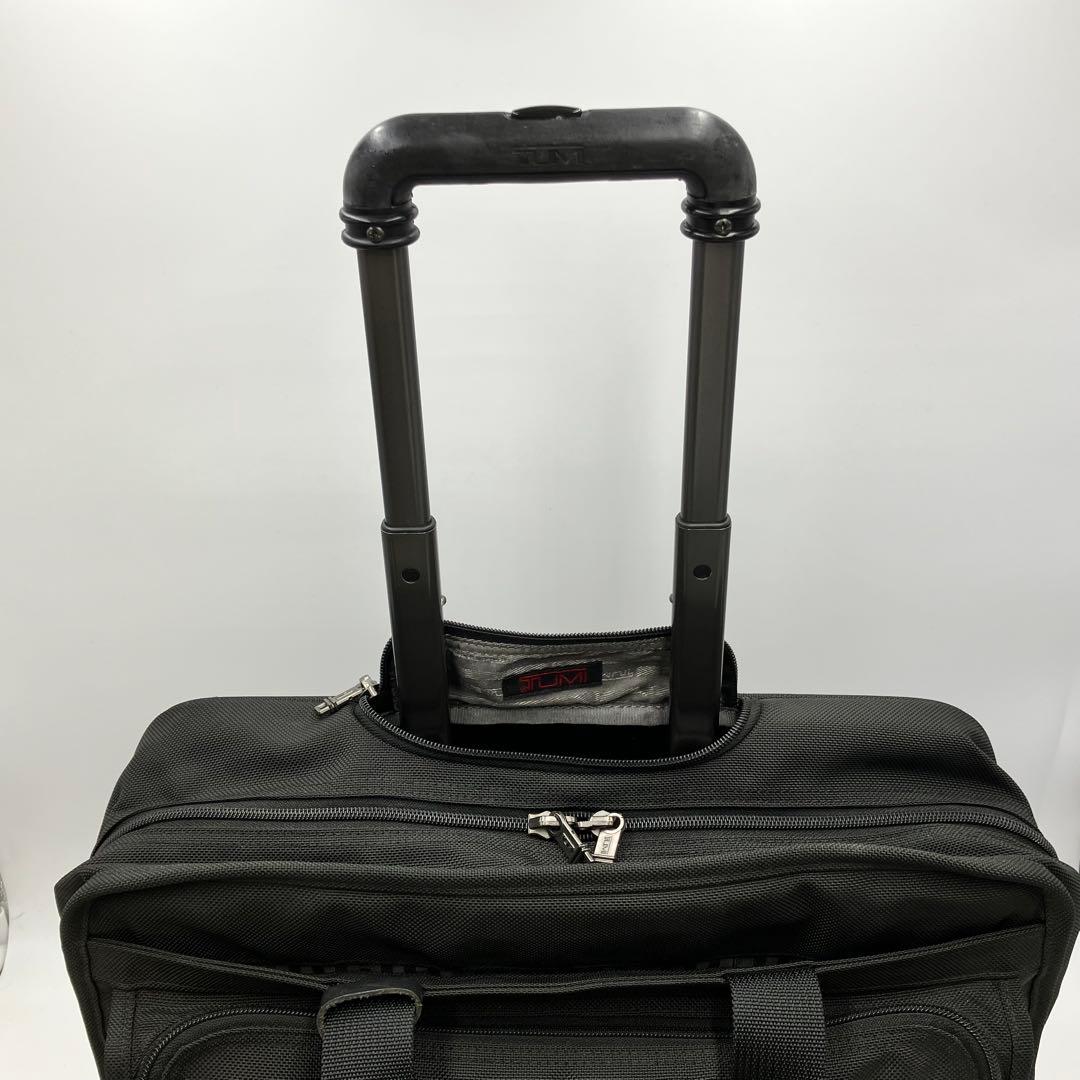 TUMI コンパクト　キャリーバッグ ビジネス 2way 機内持ち込み　黒