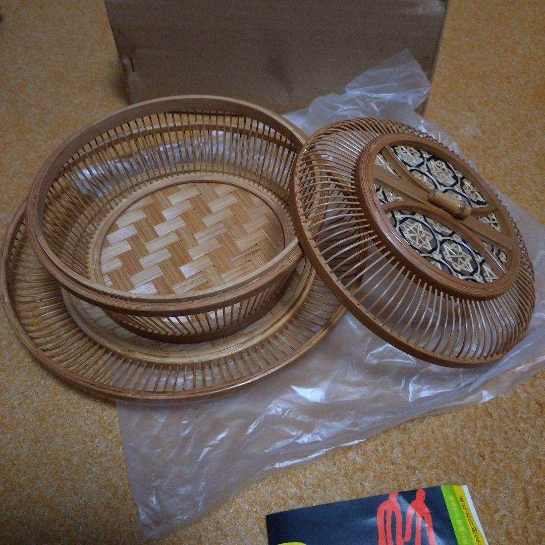 駿河竹千筋細工　竹心坊　伝統工芸品　盆　菓子器　花器　花入　竹細工　箱付　未使用