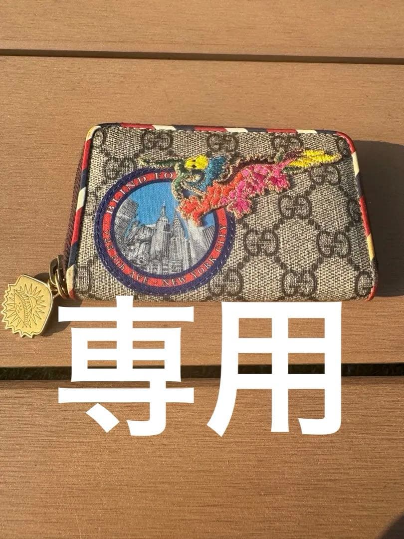 ゆな！Gucci エンブロイダリー ケース