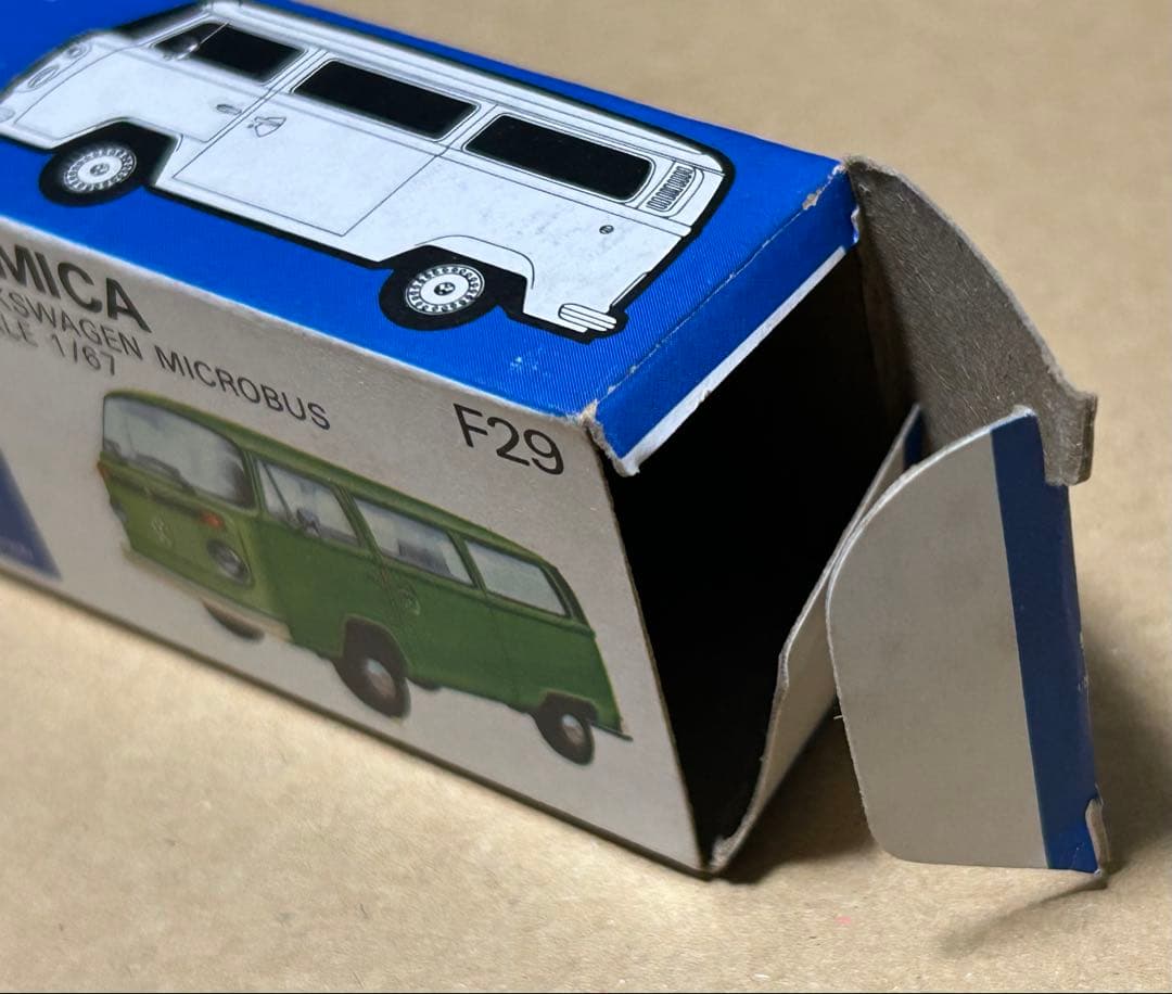 トミカ フォルクスワーゲン マイクロバス