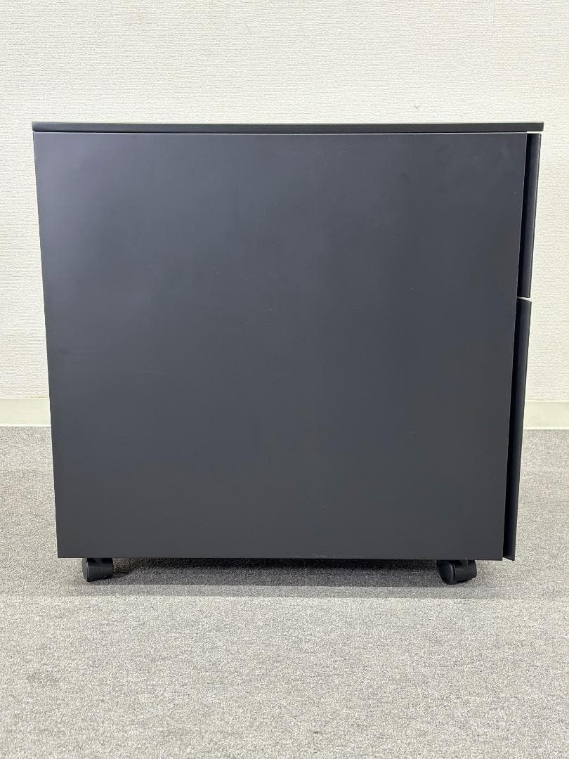 カッシーナイクスシー■AFドロアー　鍵付き　黒　デスクワゴン　袖机　オフィス