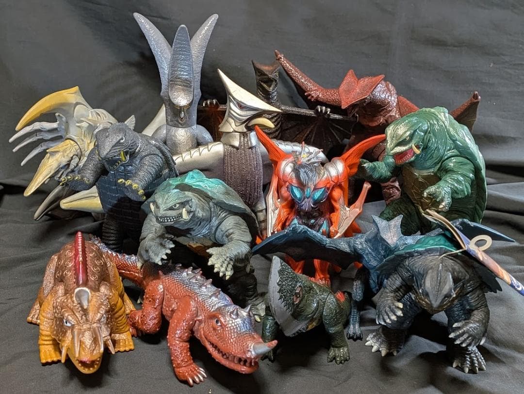 昭和～平成ガメラ＆登場怪獣（バンダイ）ソフビフィギュア・コンプリート14体セット
