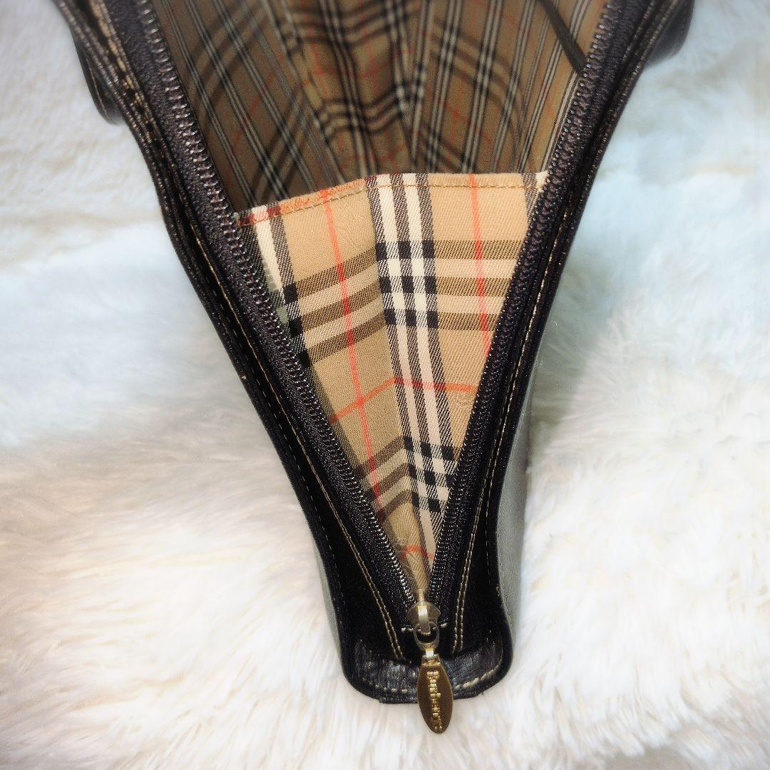 Burberry バーバリー Burberrysロゴ 金ロゴ ビジネス　黒