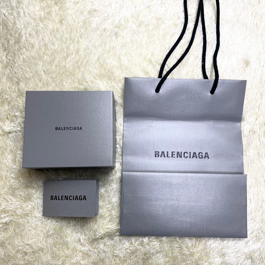 付属品完備 バレンシアガ エブリデイ 三つ折り財布 コンパクト シボ皮 ブラック