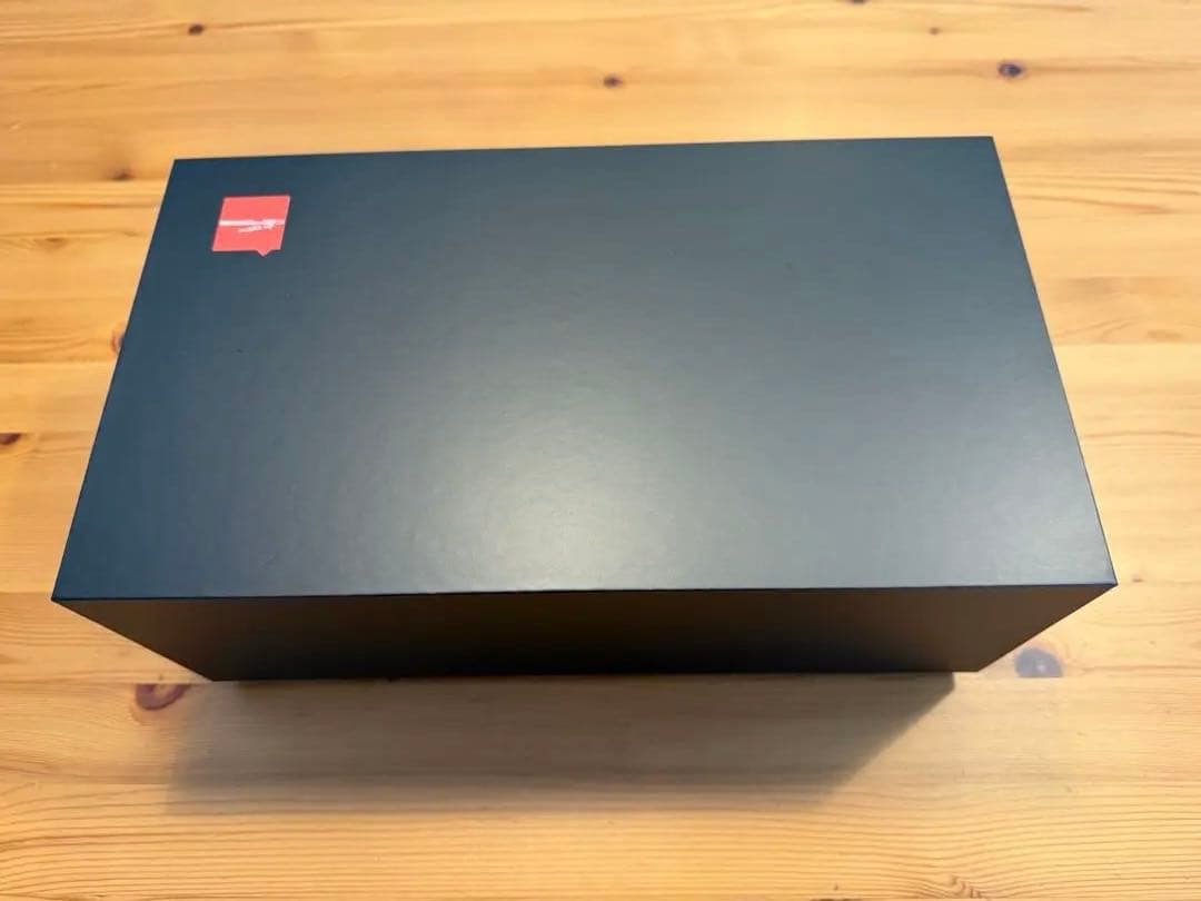 アイドロン 1/18 日産 GT-R プレミアムエディション 2024 ホワイト