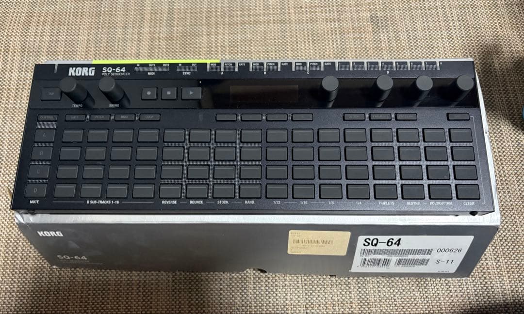 KORG シーケンサー　SQ-64
