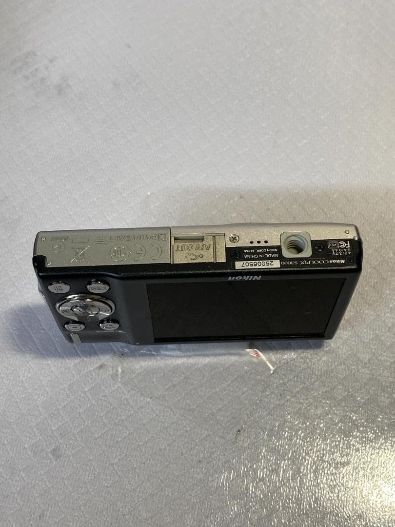 デジタルカメラ Nikon COOLPIX S3000#651