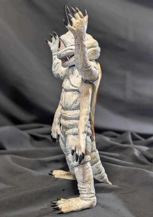 バクラー「スペクトルマン」登場怪獣（マーミット）塗装済完成品ビニパラ金剛