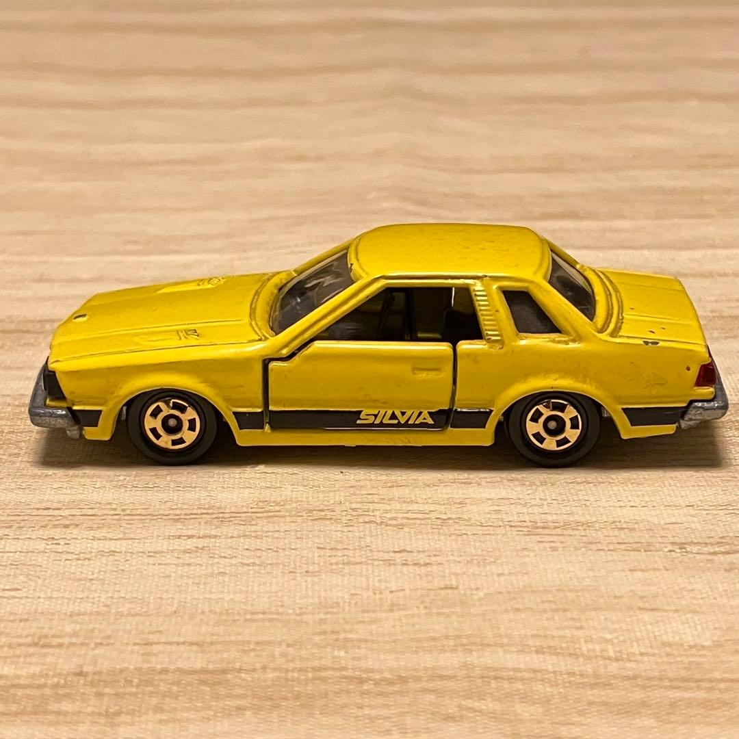 トミカ 日産シルビア No.6 1/61