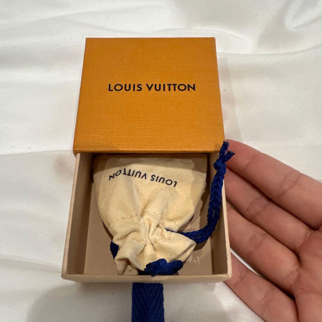 かせいさん専用　ルイヴィトン　ロゴピアス