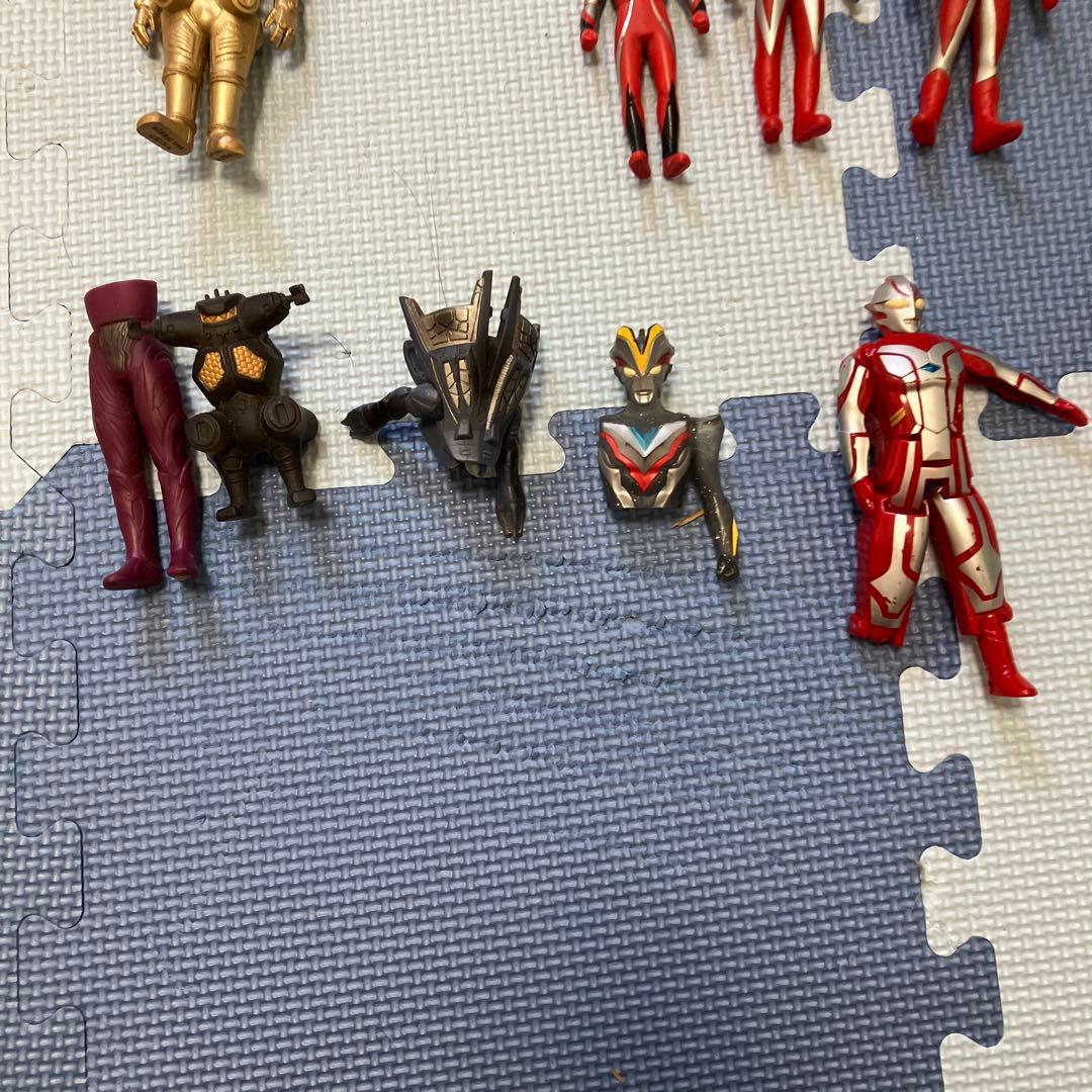 ウルトラマンシリーズ フィギュア 100体　まとめ売り　おまけ付き