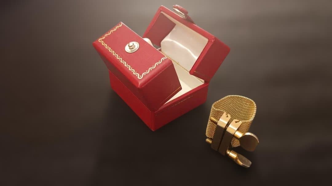 サックスリガチャー　Oleg オレガチャー