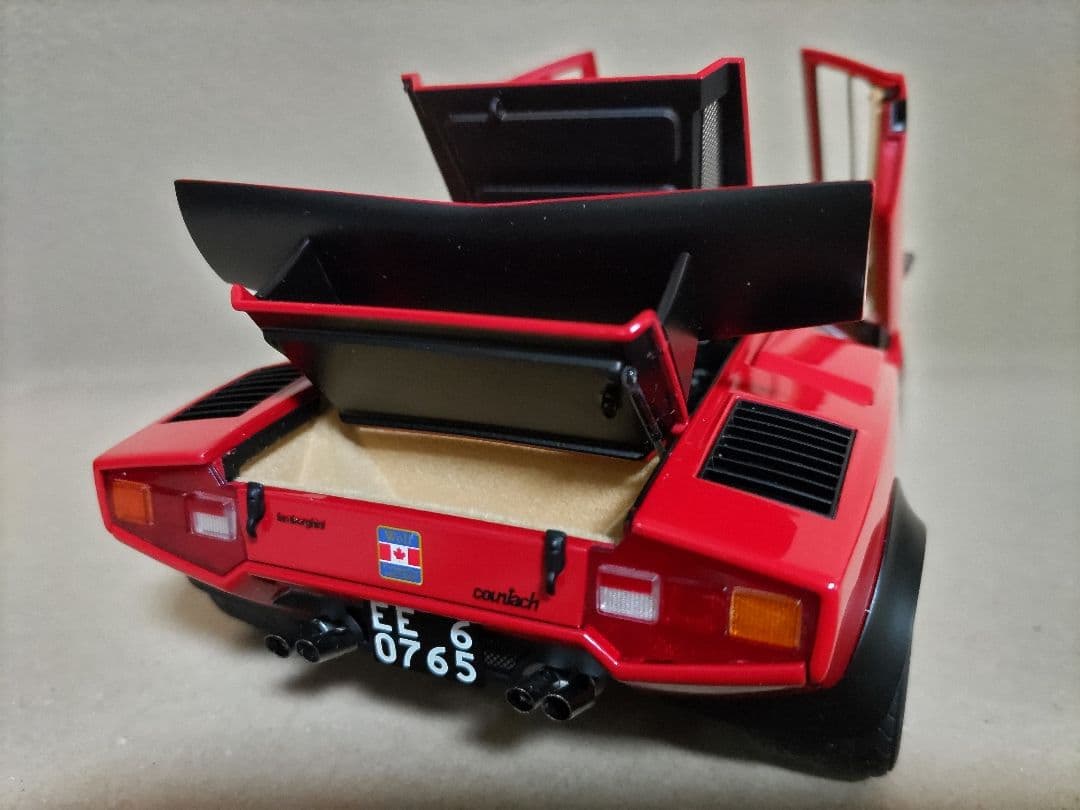 fIowers for algernon　カウンタック　1/18