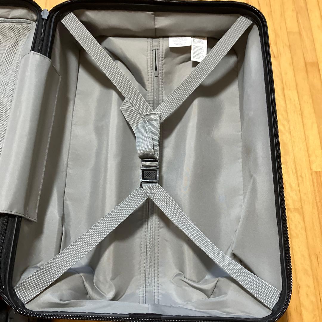 バーを自由に調節できる　ハードキャリーケース（３６Ｌ）　色:カーキ