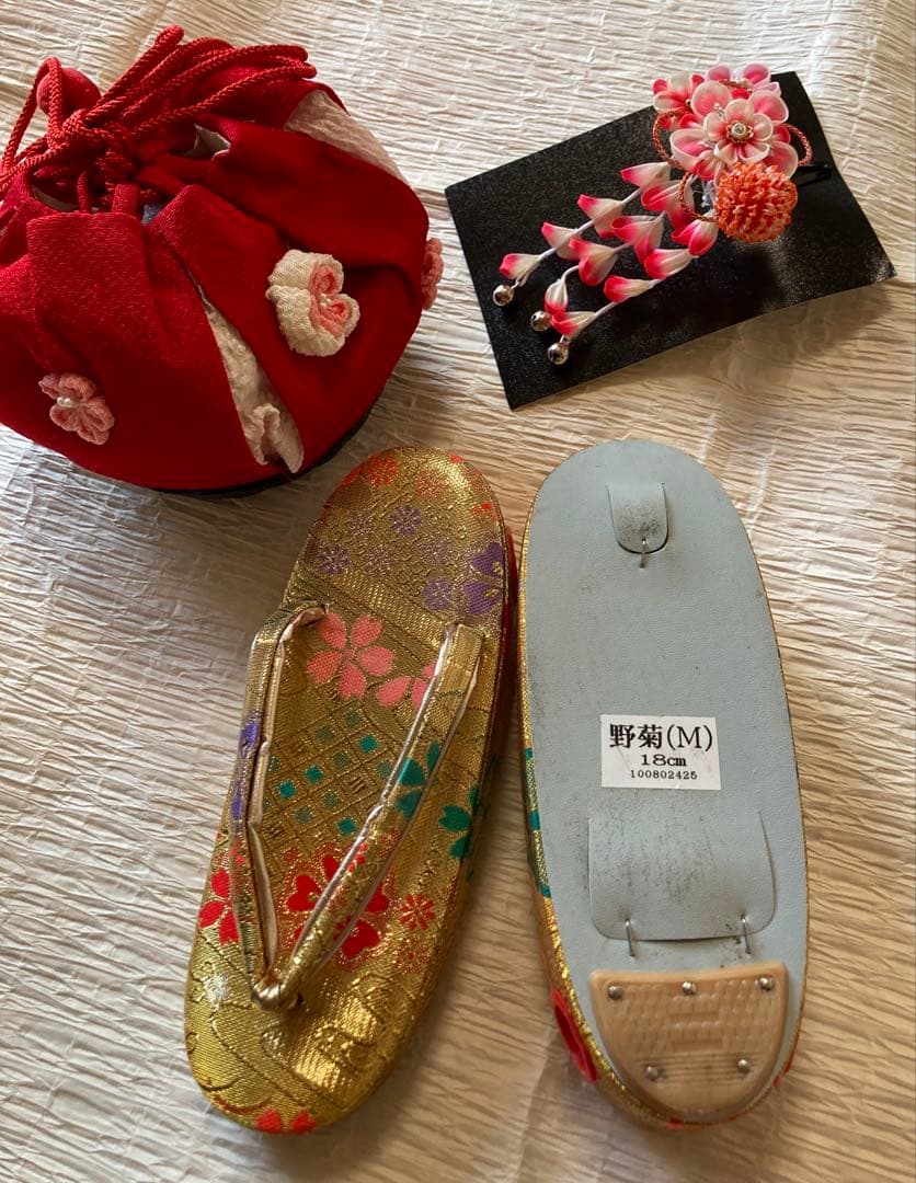 定価10万円以上高級絞り刺繍七五三着物　3歳被布長襦袢草履鞄髪飾りフルセット