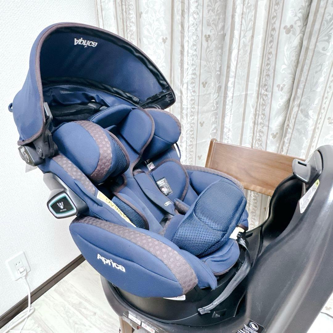 【美品】ISOFIX アップリカ チャイルドシート フラディアグロウ ネイビー