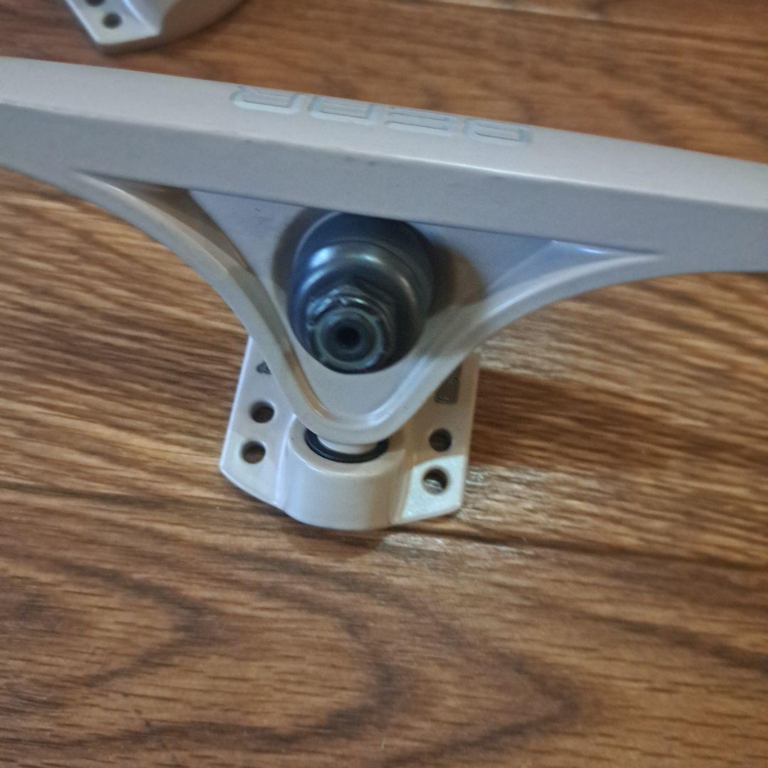 BEAR スケートボードトラック 2個セット ランドヤッツ