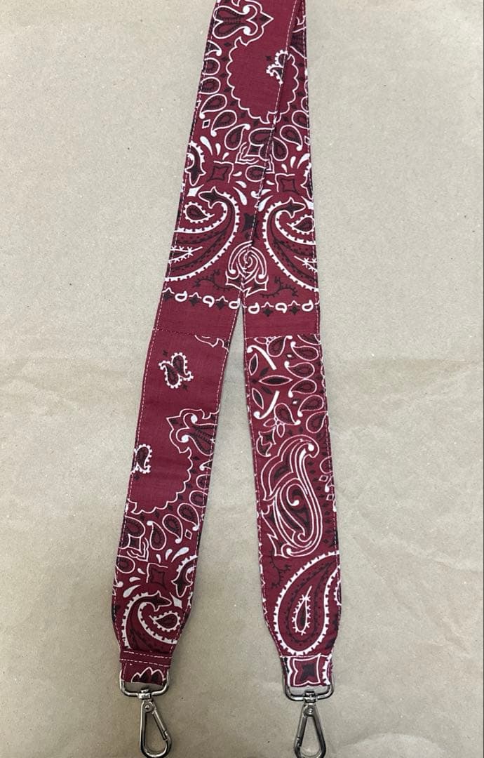 CALL IT BY YOUR NAME バンダナ柄ショルダーストラップ