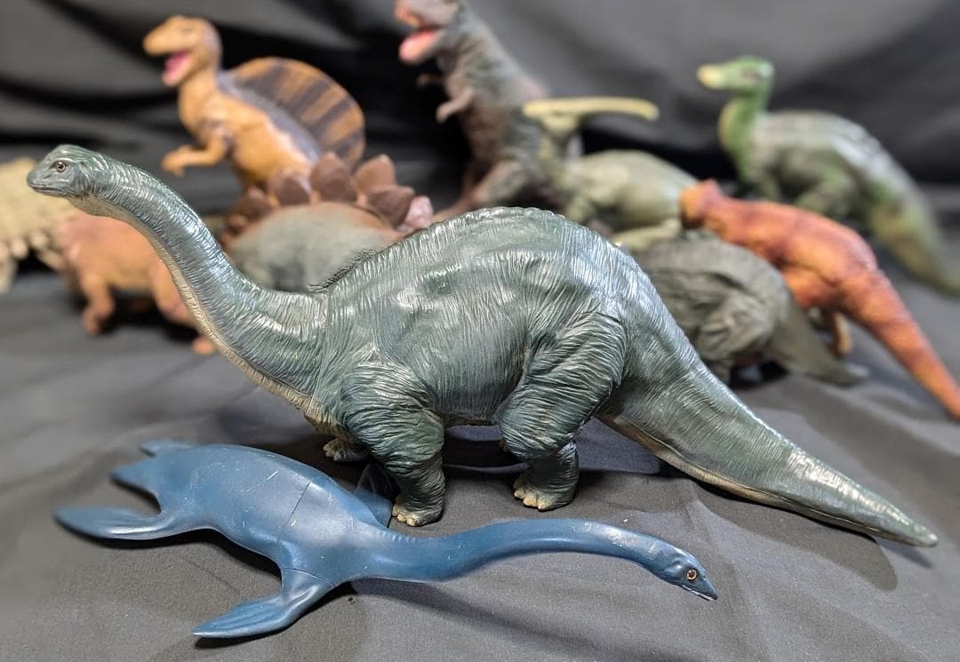 昭和レトロ恐竜（ツクダホビー）ソフビフィギュア11体セット