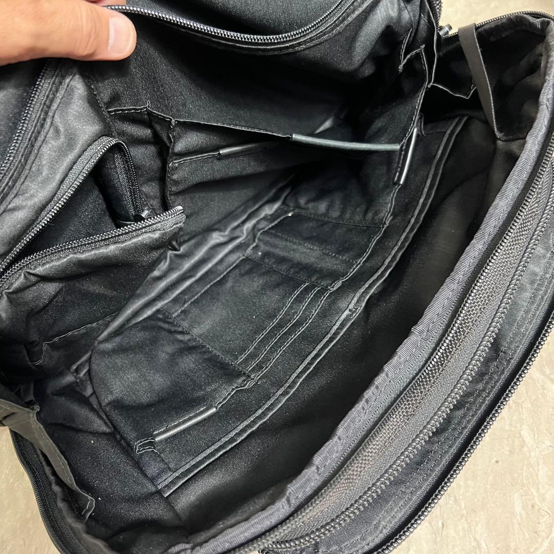 TUMI 22052DH 2輪 ビジネスキャリー キャリーバッグ 機内持込