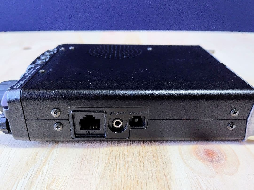 YAESU FT-817 〈八重洲無線〉