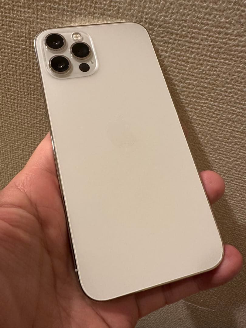 美品‼️iPhone 12pro 256GB シルバー