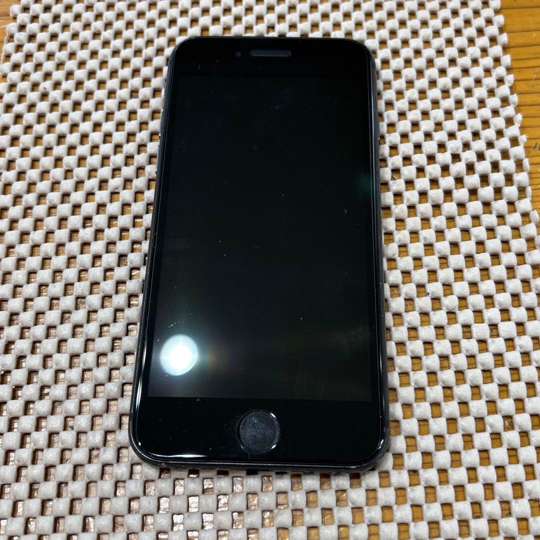 【中古】Apple iPhone8 64GB スペースグレイ