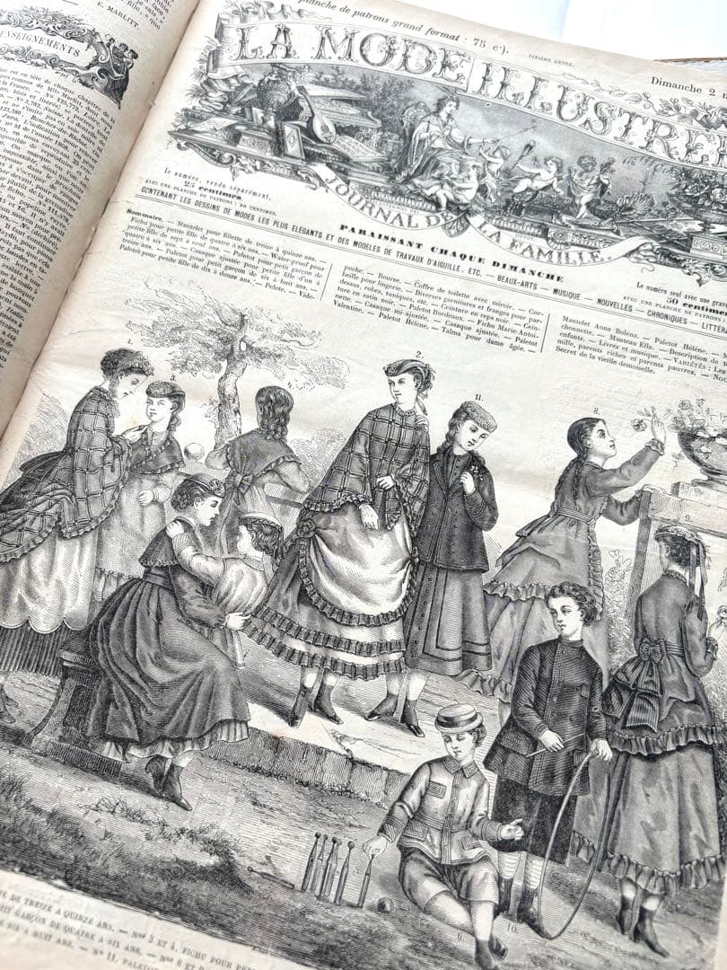 専用　フランス　アンティーク　ファッション雑誌　1869年　年鑑本　モード　洋書