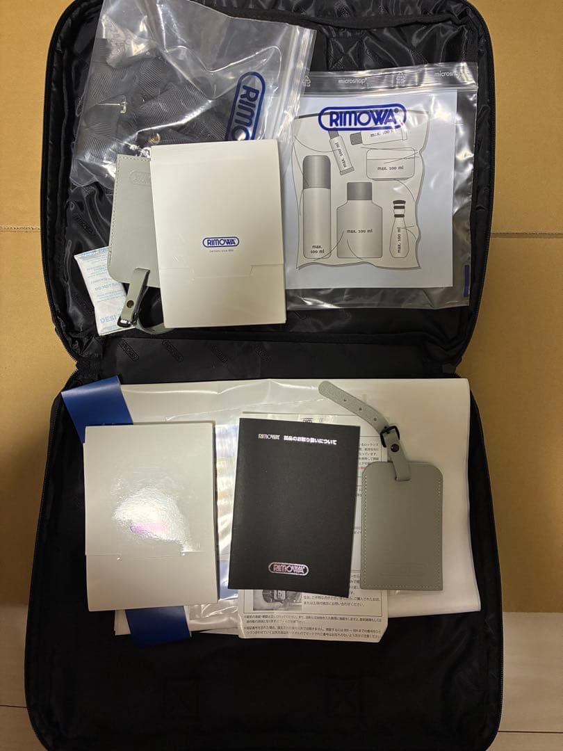 RIMOWA 2輪 キャリーケース