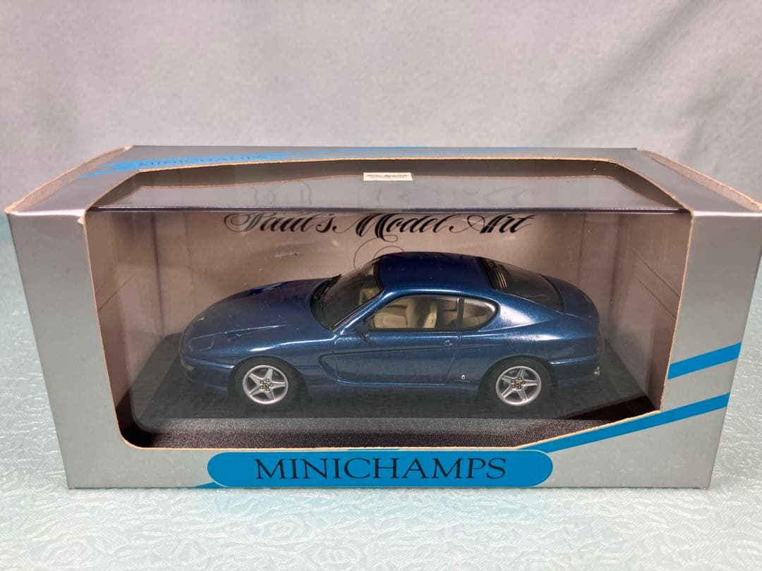 ミニチャンプス　フェラーリ４５6ＧＴ　クーペ　ブルー