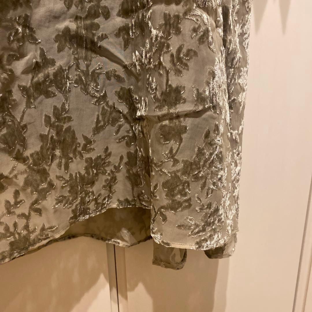 URBANRESEARCH ベロアジャガードVネックワンピース ライトカーキ