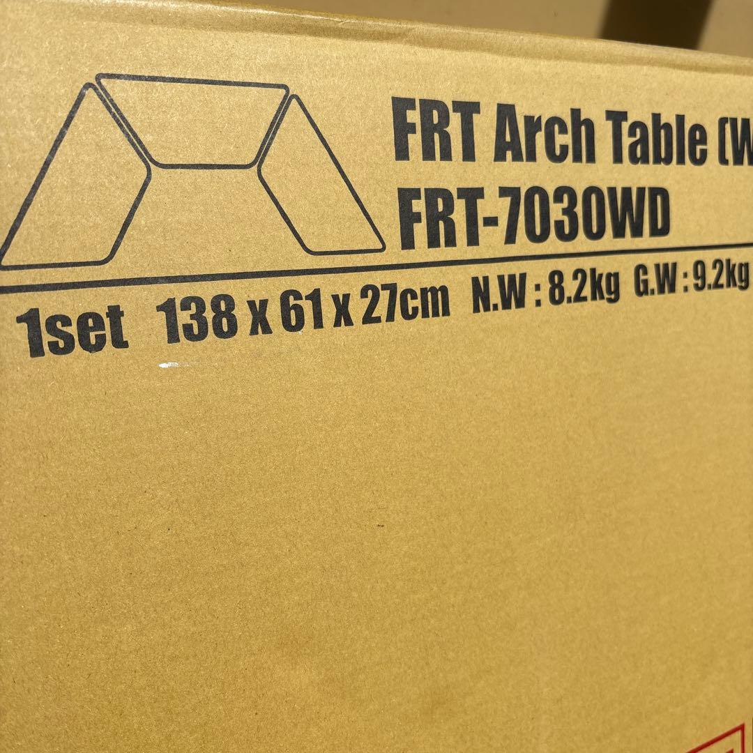 新品 Hang Out ハングアウト アーチテーブル　ウッドトップ