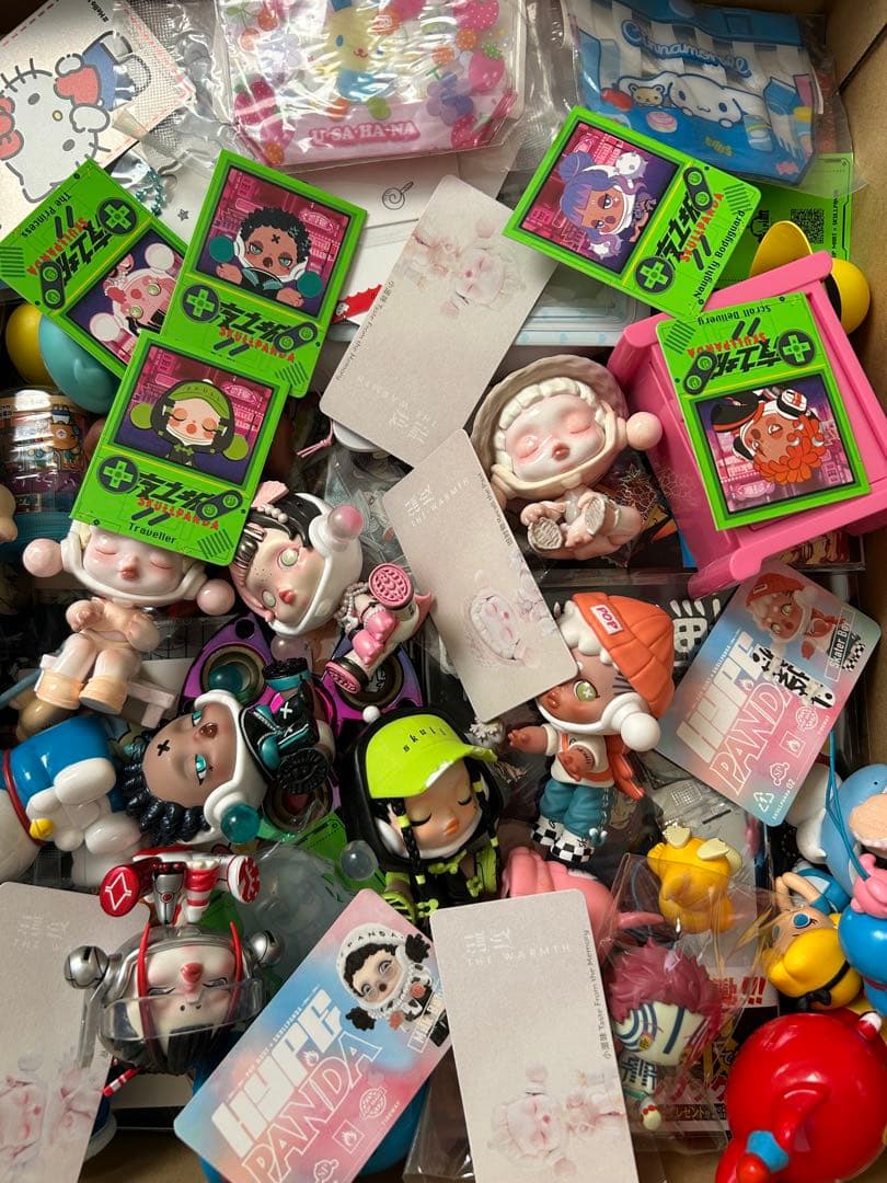 アニメグッズ、ノンジャンル、美少女　140サイズ まとめ売り　一点のみ