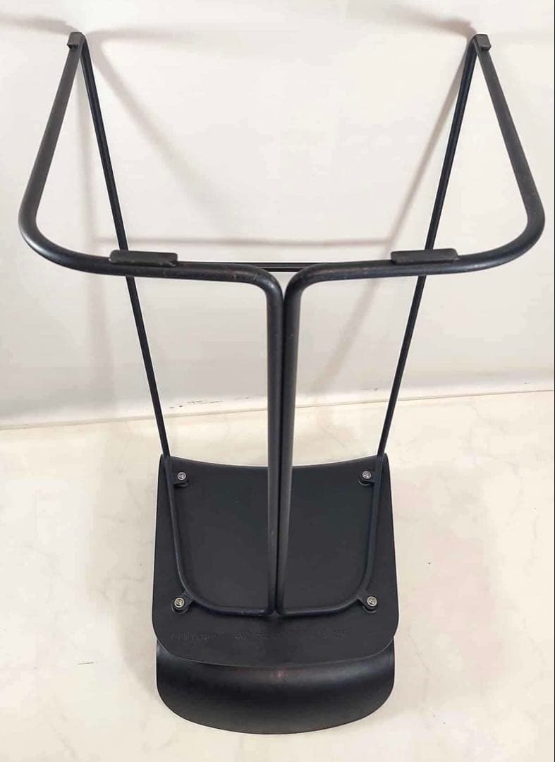 BCN design Harry&Camila KRISTALIA バースツール