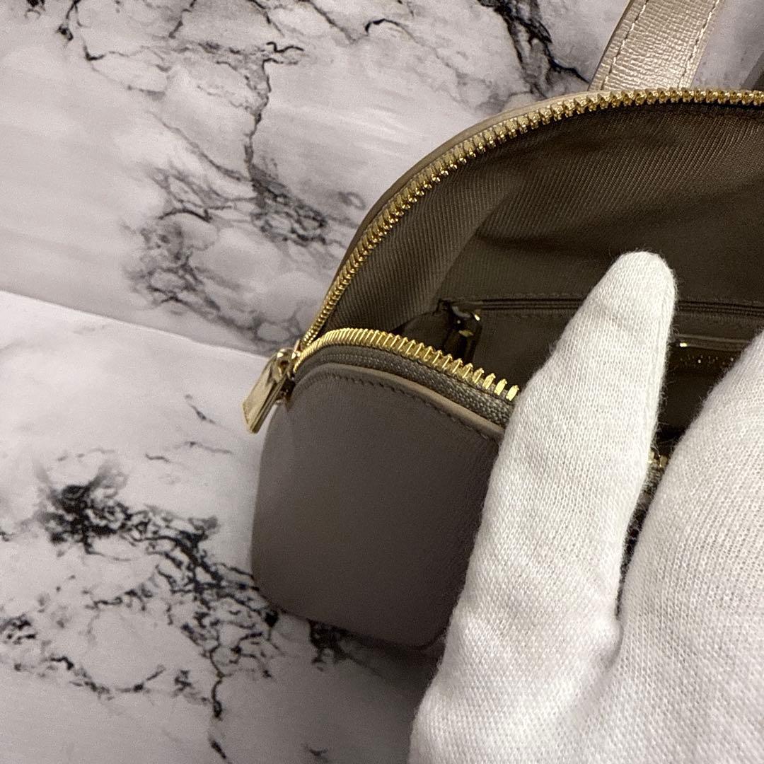 (極美品)大人気、フルラ、サンディー、2wayバック、オールレザー、人気色、金