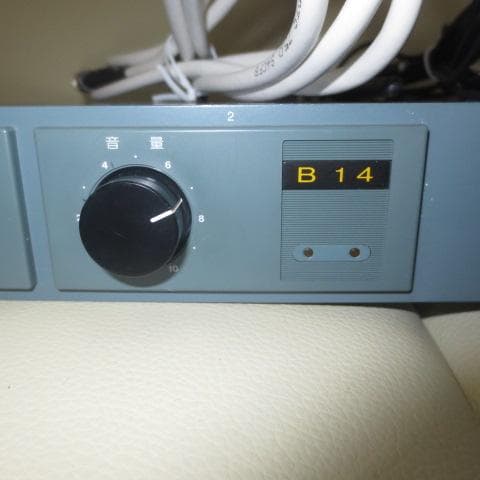 TOA WT-852 ダイバーシティワイヤレスチューナー 2チャンネル①【固定