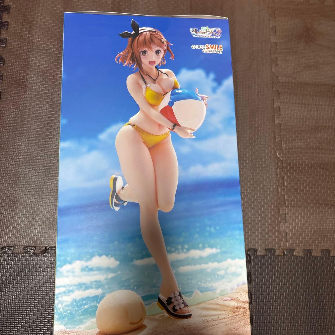 リザリン・スタウト 水着フィギュア