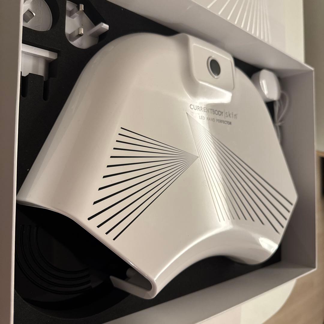 未使用に近い CURRENTBODY skin LED ハンド パーフェクター