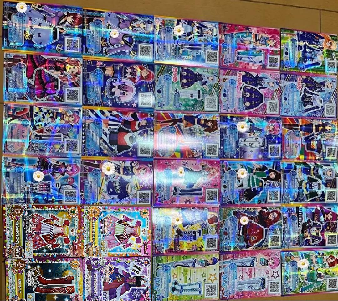 訂正あり‼︎ アイカツカードまとめ売り　約750枚　3月29日まで　早い者勝ち