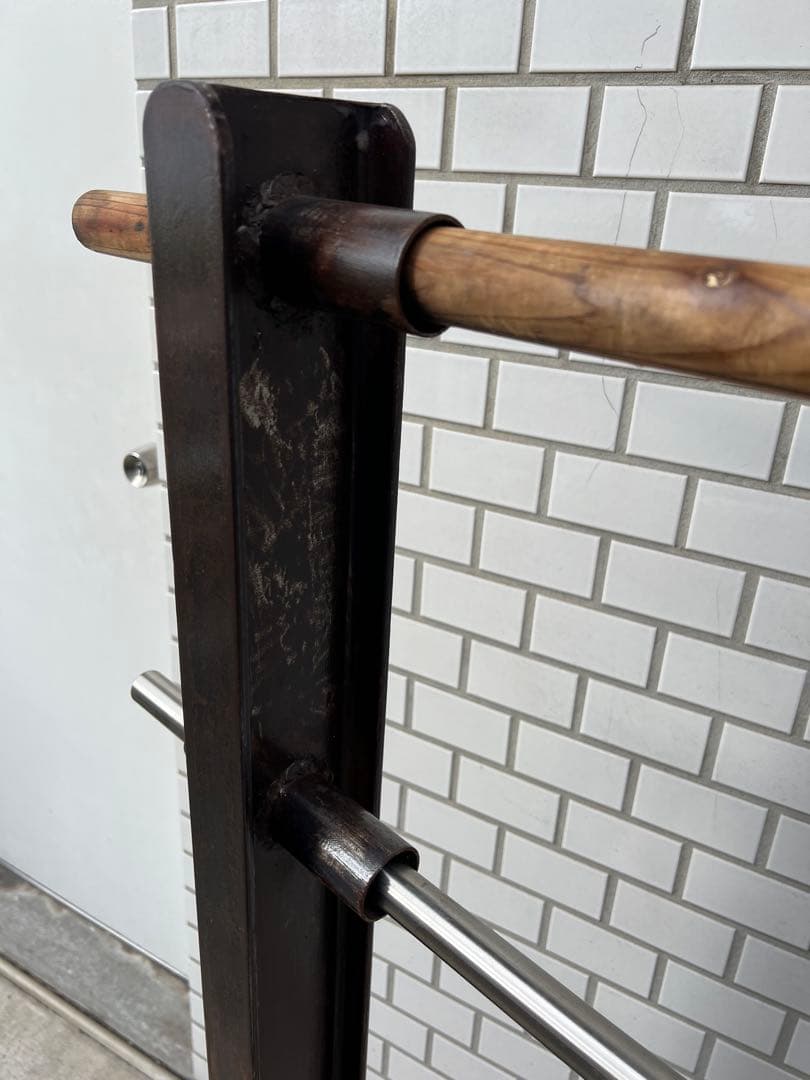 Tバー・アンティーク風ディスプレイラック