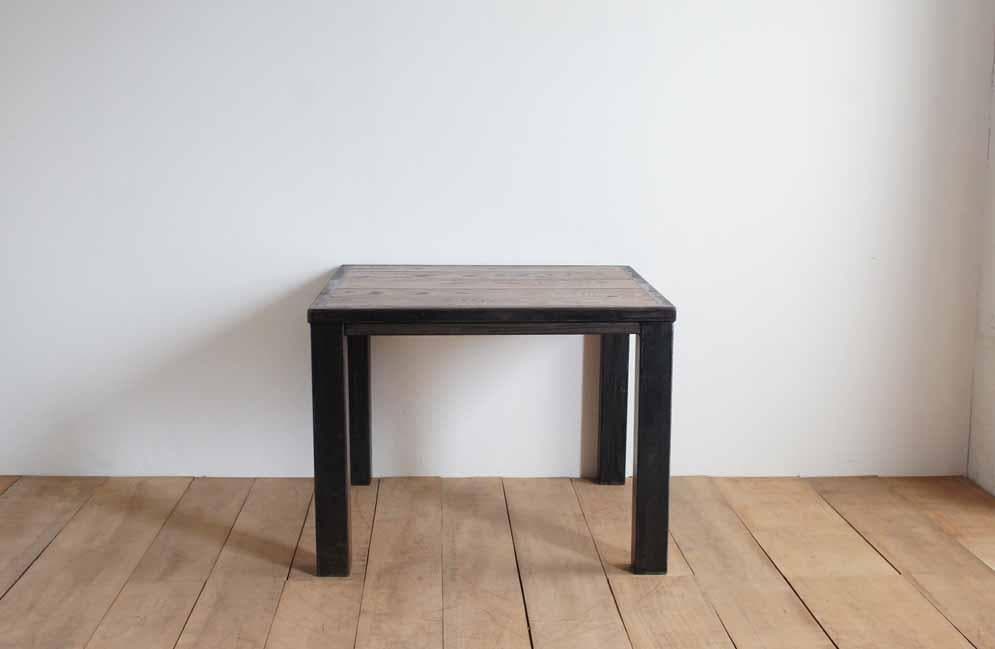 ヴィンテージ　アイアンウッドテーブル１ 51