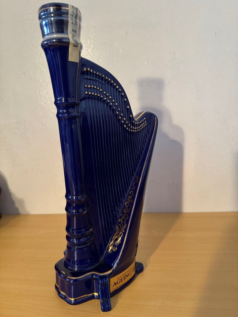 サントリー SUNTORY エイジング 15年 ハープ型ボトル 陶器 500ml