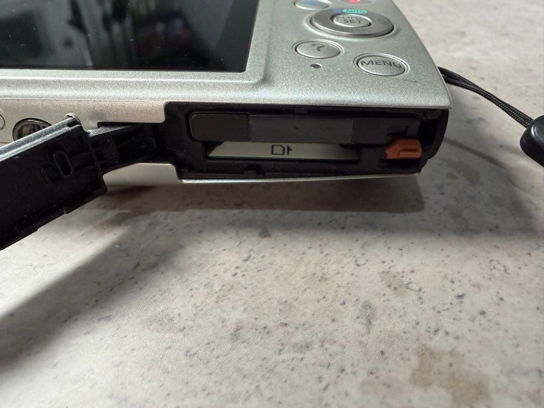 Canon IXY 170 コンパクトデジタルカメラ コンデジ