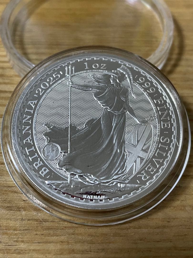 ブリタニア銀貨１オンス999純銀