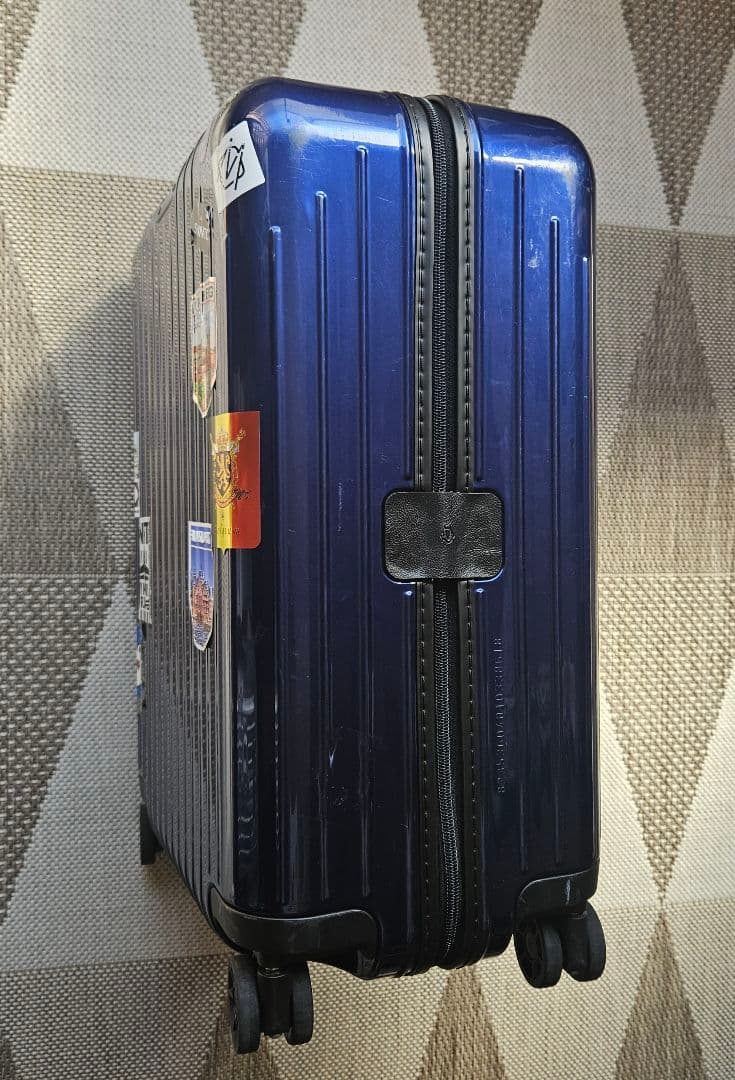RIMOWA リモワ Essential Lite Cabin 37L ブルー